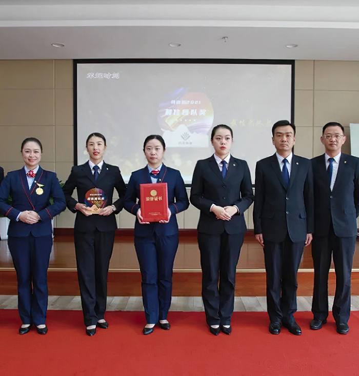 克柔丝服饰丨武汉万吉物业职业装定制案例