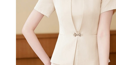 夏季职业装定制方案：清凉与专业的平衡