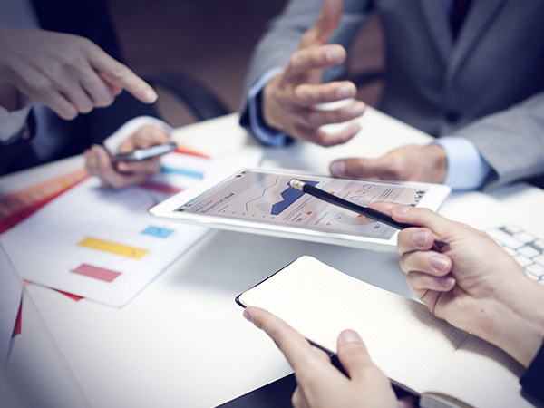 合作伙伴兼业合作模式