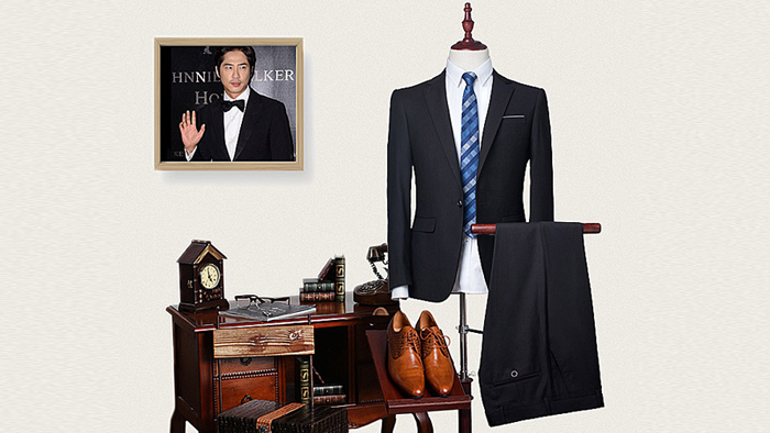 在选择西服面料时，应该考虑到哪些因素？