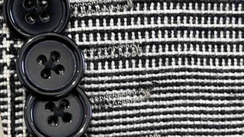 西装保养指南：定制西装的清洗、收纳与翻新技巧